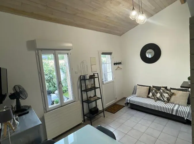 Maison Echoppe Renovee T1 Bis ペサック